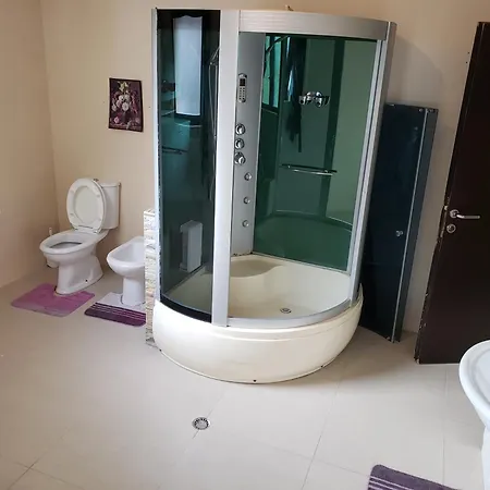 Apartman Karl Thopia