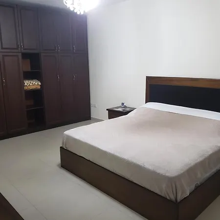 Apartman Karl Thopia *